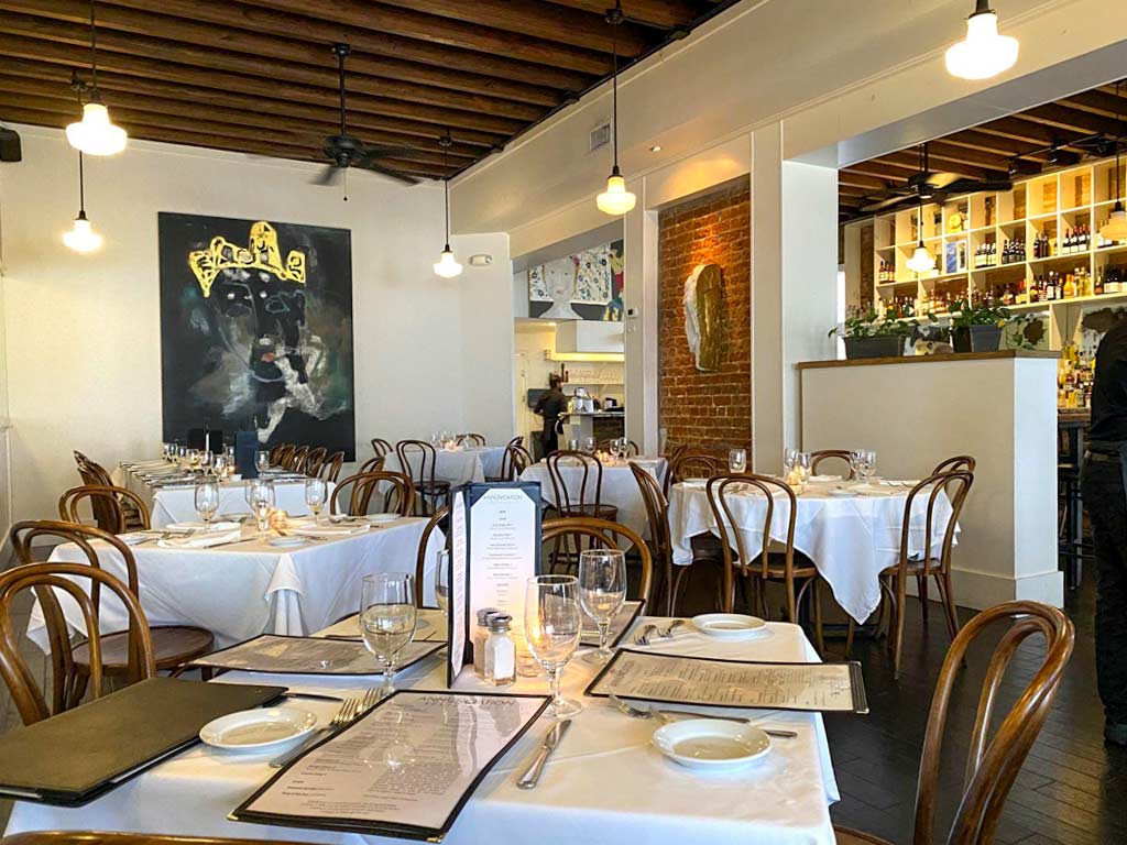 ANNUNCIATION Restaurant