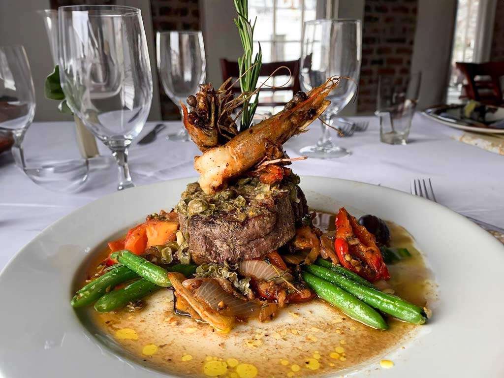 ANNUNCIATION Restaurant